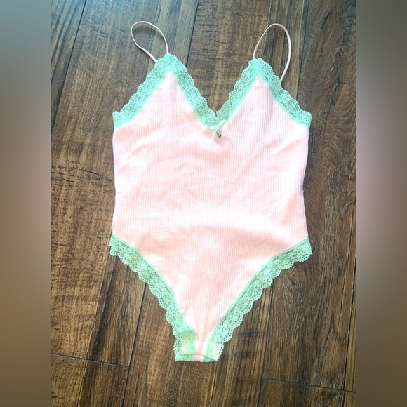 Pink and Green Lace Trim out from under bodysuit classic spring rosette casual - Picture 1 of 3